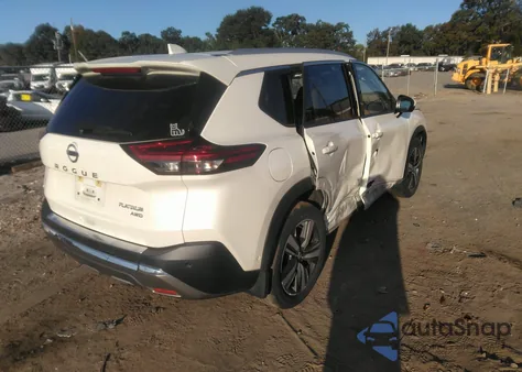 2021 Nissan Rogue Platinum Intelligent Awd z USA, uszkodzony, nr VIN JN8AT3DD8MW304078